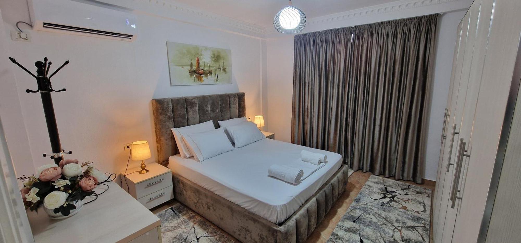 Daily Rent Apartment City Center Elbasan 6 Buitenkant foto